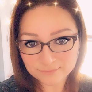 Meet your Posher, Stefanie